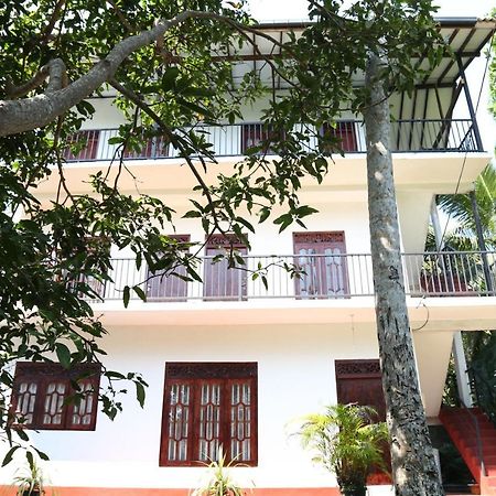 Sumudu Villa Hikkaduwa Extérieur photo