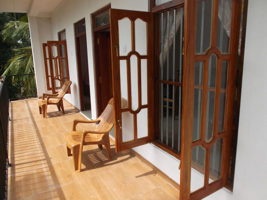Sumudu Villa Hikkaduwa Extérieur photo